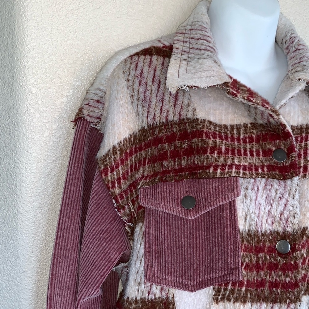 Pols jacket women's L corduroy plaid, fleece, button front, pockets. Shacket euc - Picture 4 of 17